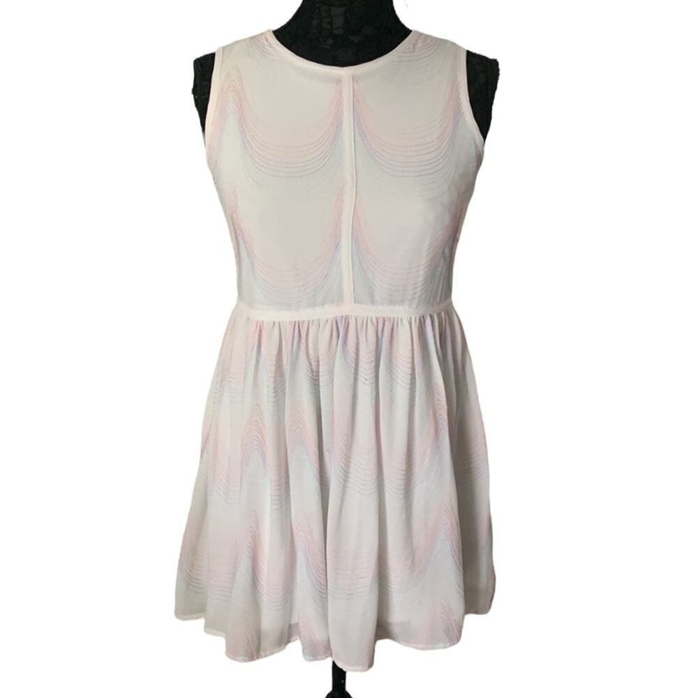 Jessica Simpson White Embroidered Clover Mini Junior Mini Dress